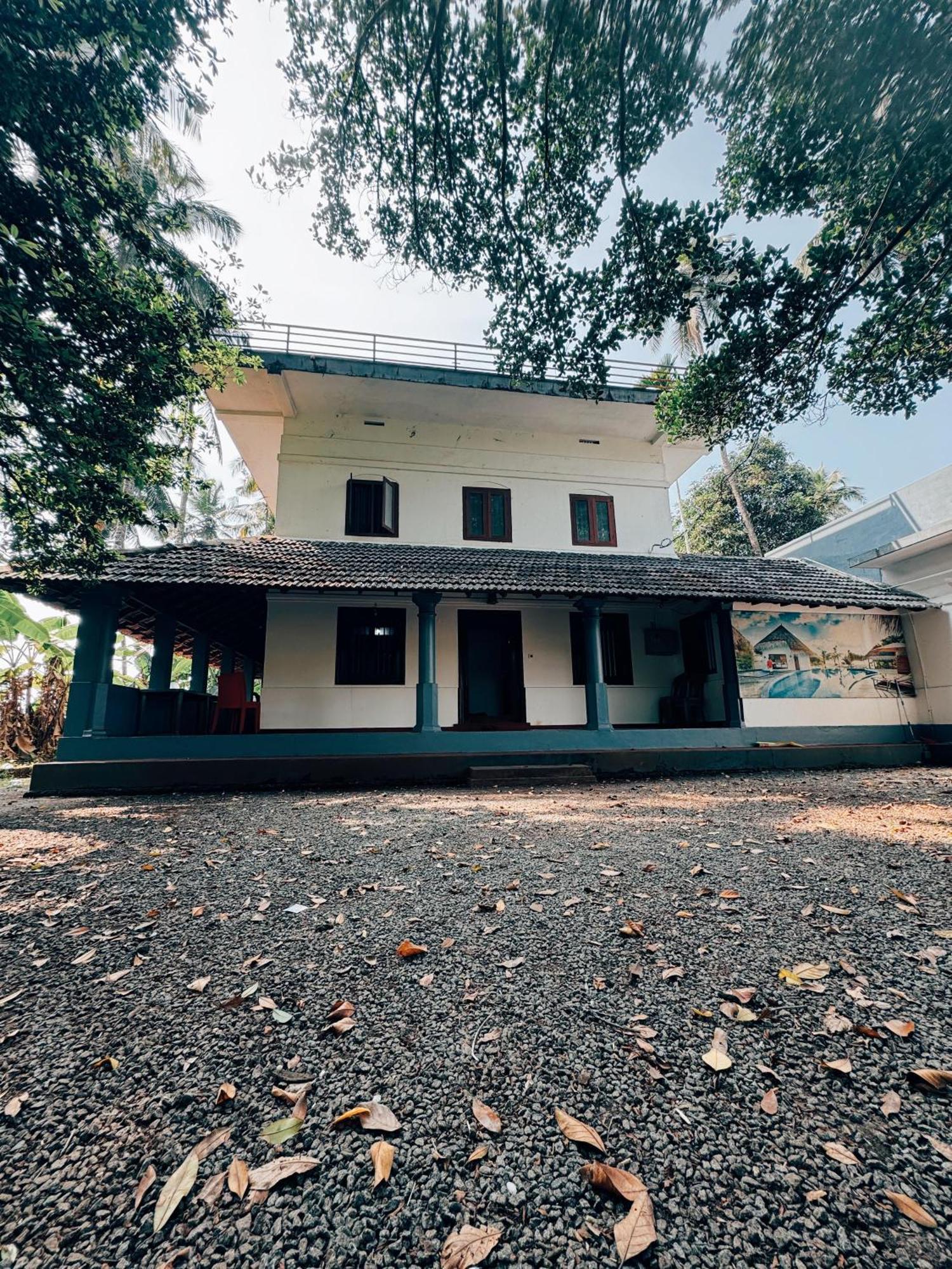 Perch Next Door Bed & Breakfast Kannur Bagian luar foto