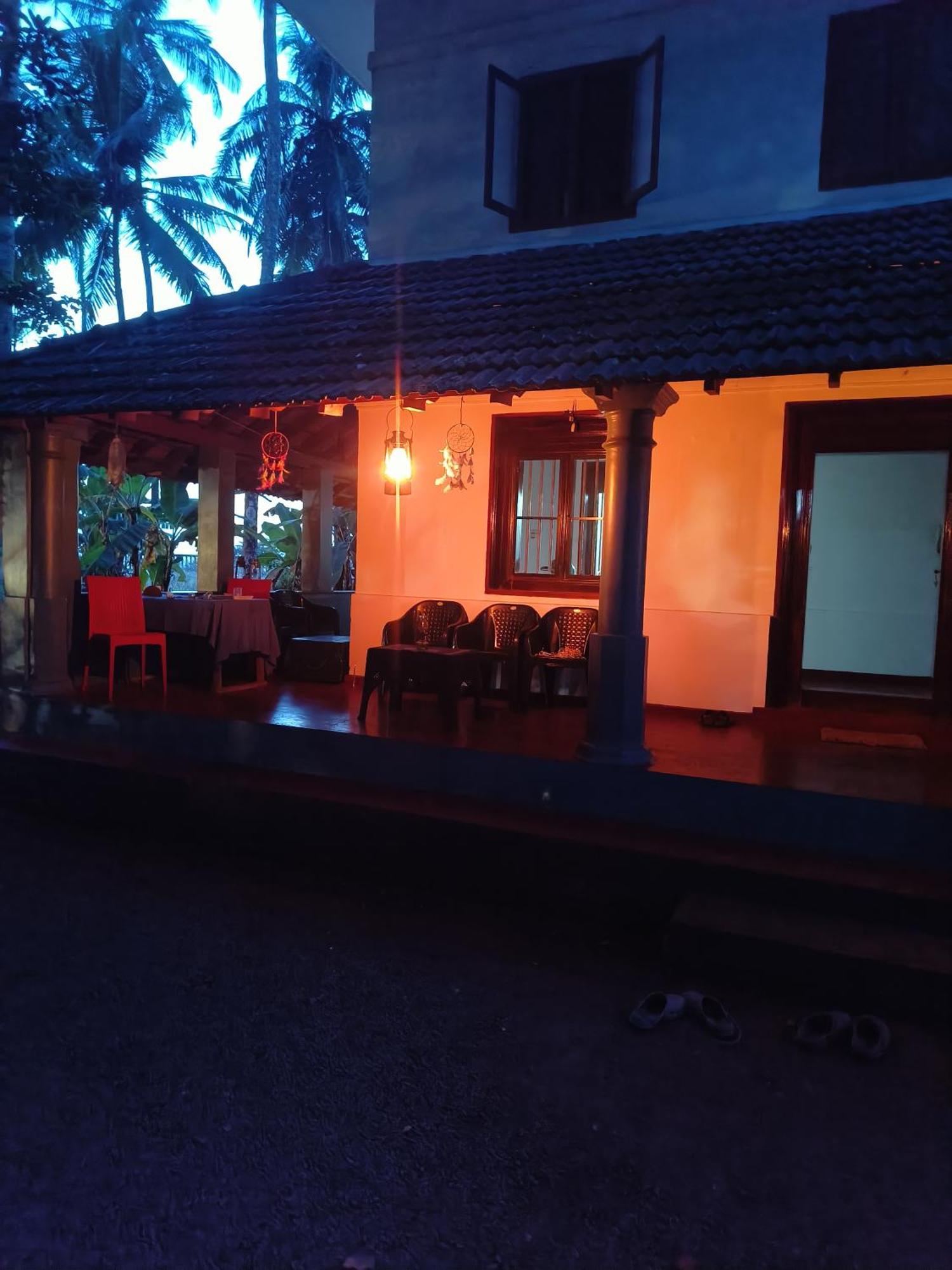 Perch Next Door Bed & Breakfast Kannur Bagian luar foto