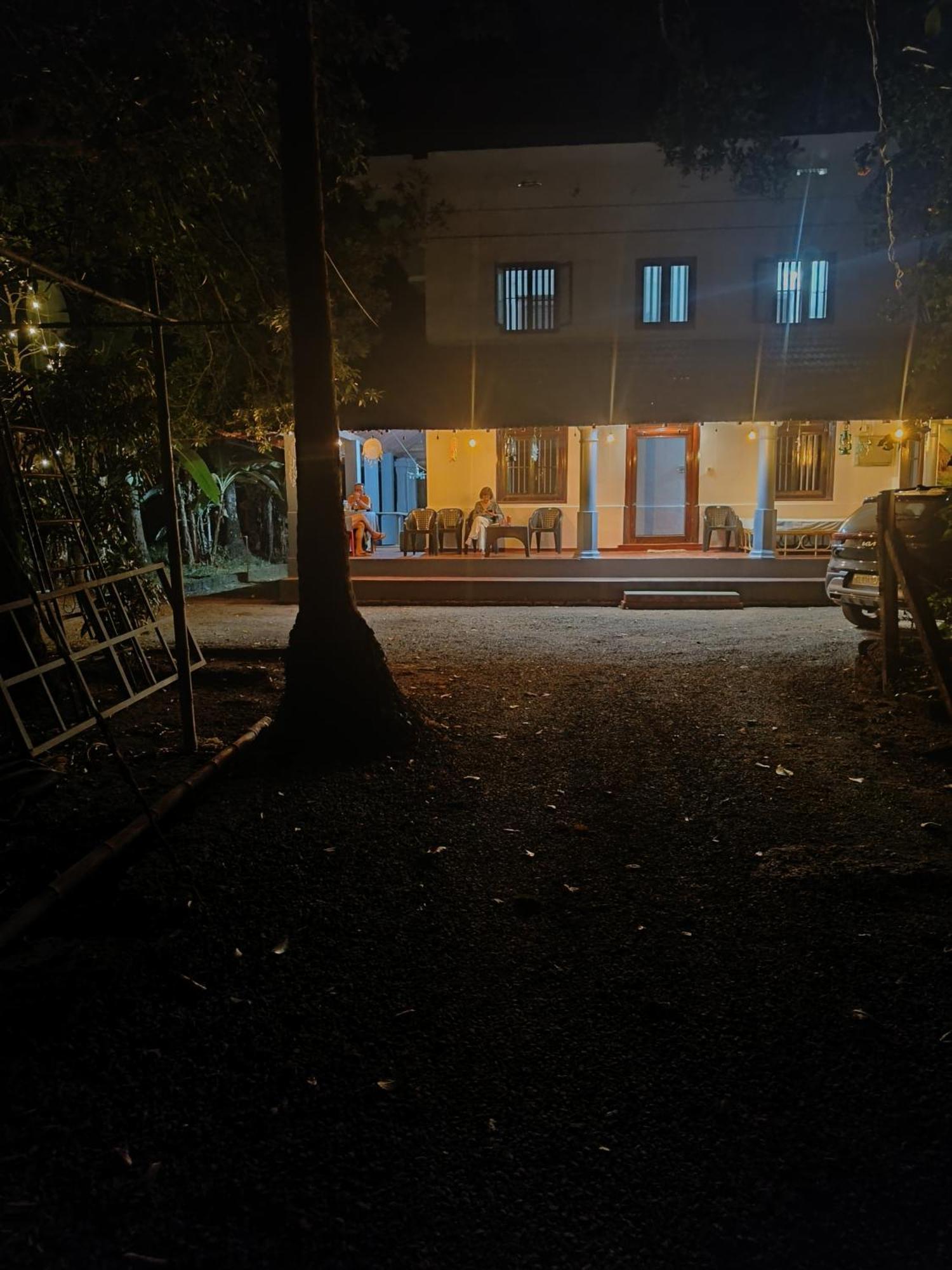 Perch Next Door Bed & Breakfast Kannur Bagian luar foto